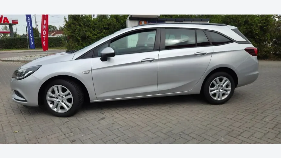 OPEL Astra -