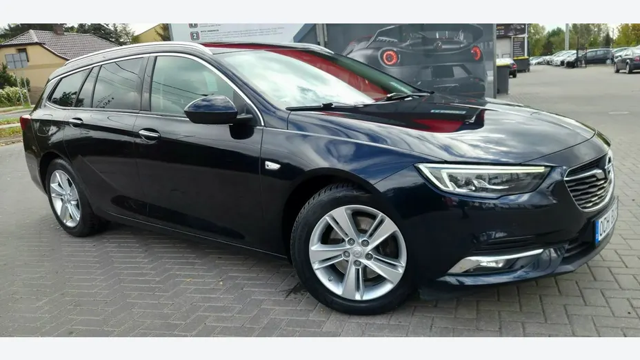OPEL Insignia -