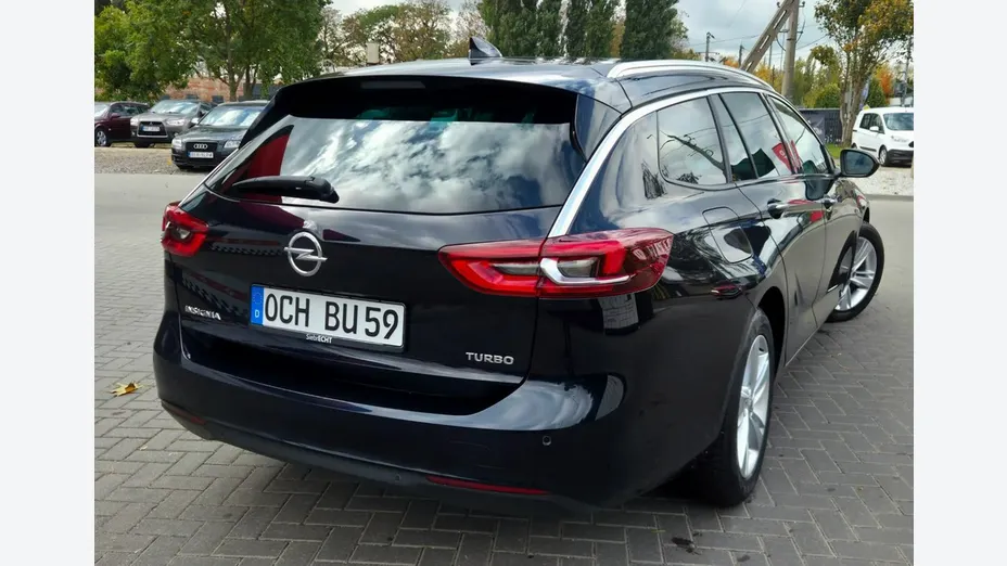 OPEL Insignia -