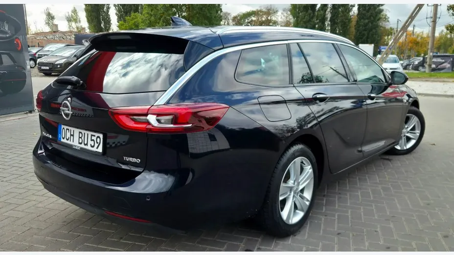 OPEL Insignia -