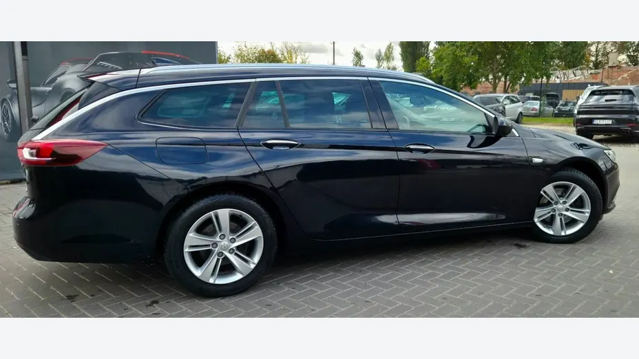 OPEL Insignia -