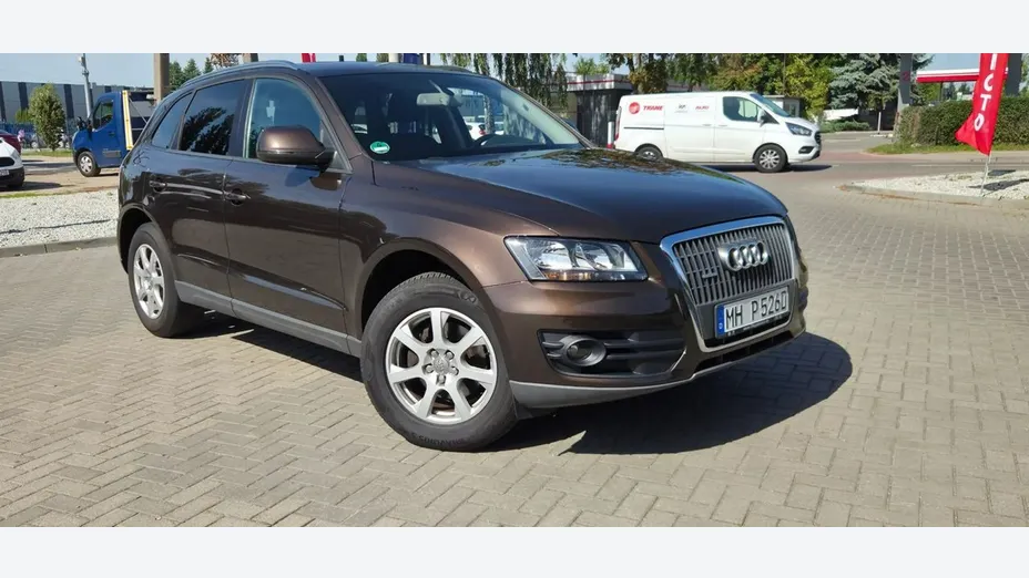 AUDI Q5 -