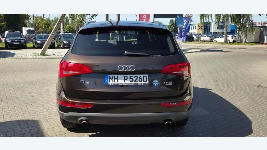 AUDI Q5 -