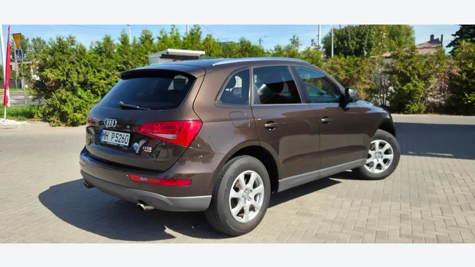 AUDI Q5 -