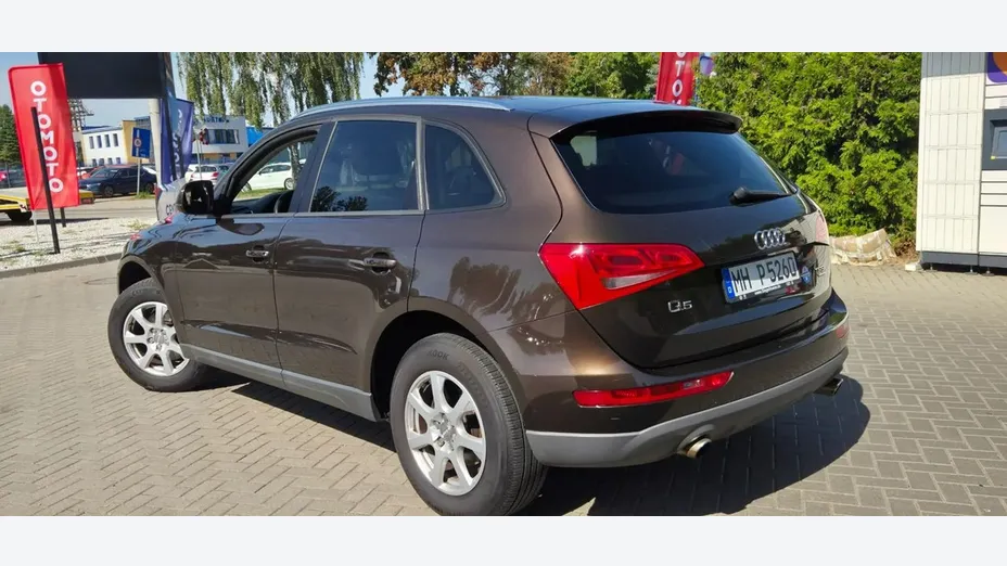 AUDI Q5 -