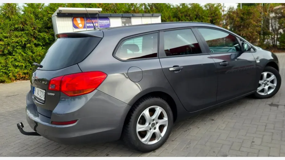 OPEL Astra -
