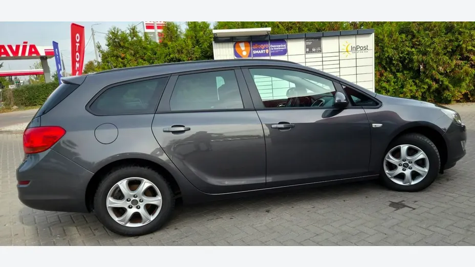 OPEL Astra -
