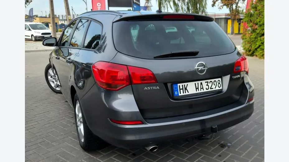 OPEL Astra -