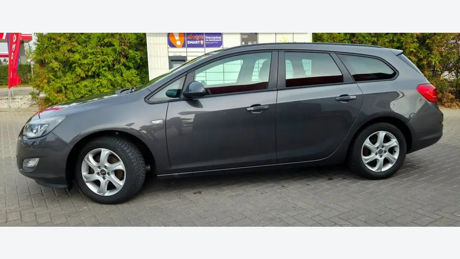 OPEL Astra -