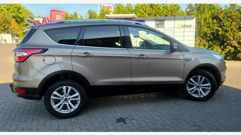 FORD Kuga -