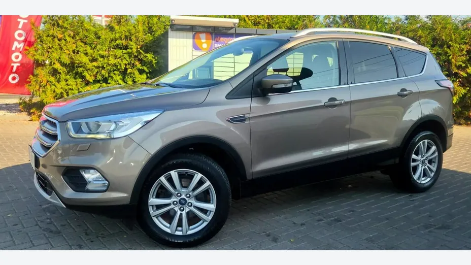 FORD Kuga -