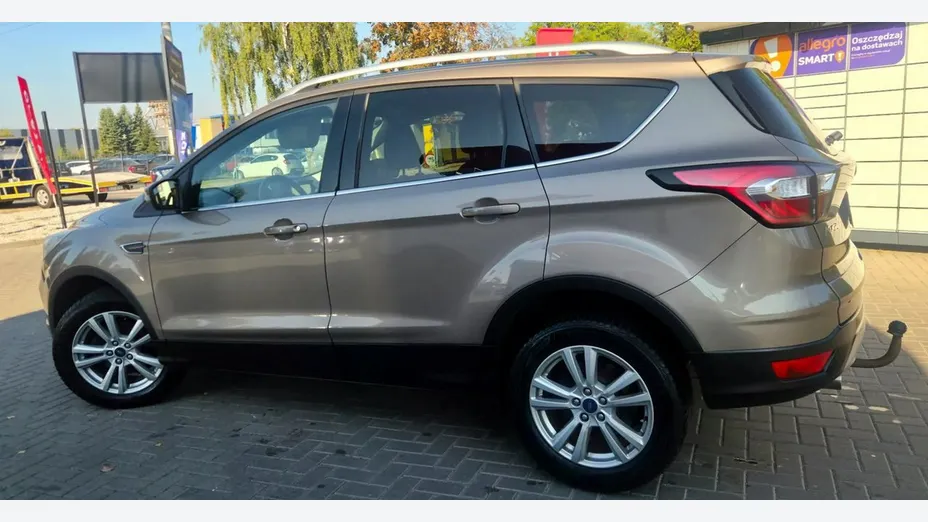 FORD Kuga -
