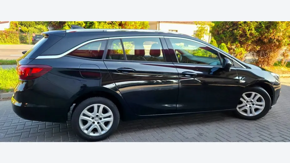 OPEL Astra -