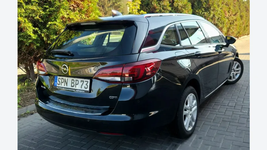 OPEL Astra -