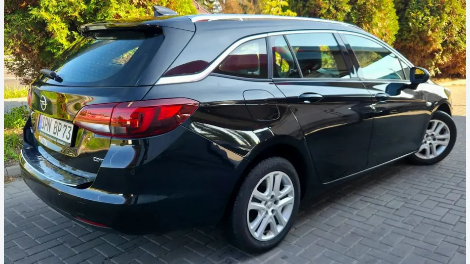 OPEL Astra -