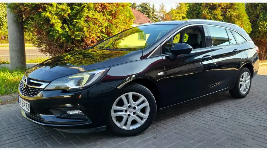 OPEL Astra -