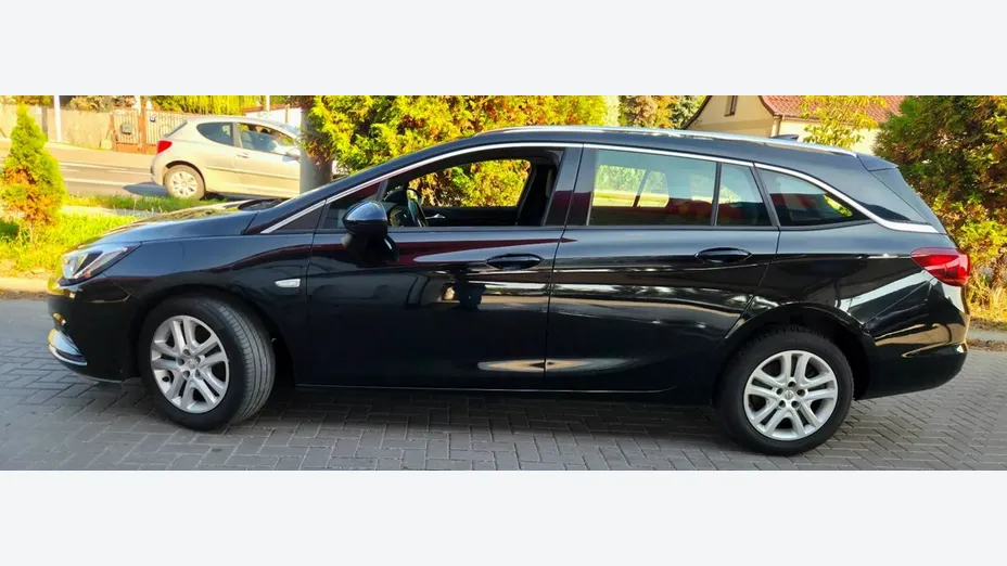 OPEL Astra -