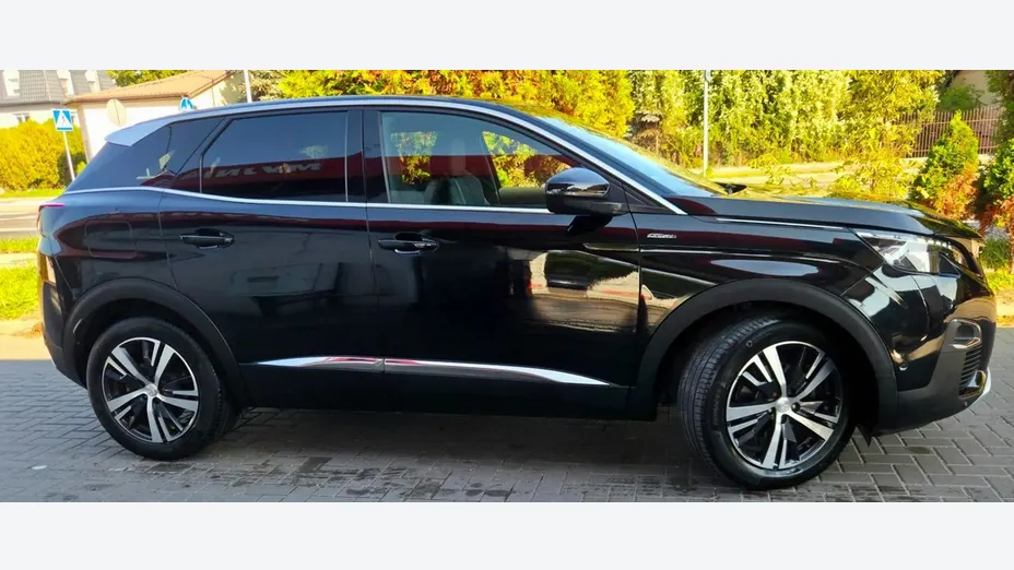 PEUGEOT 3008 -
