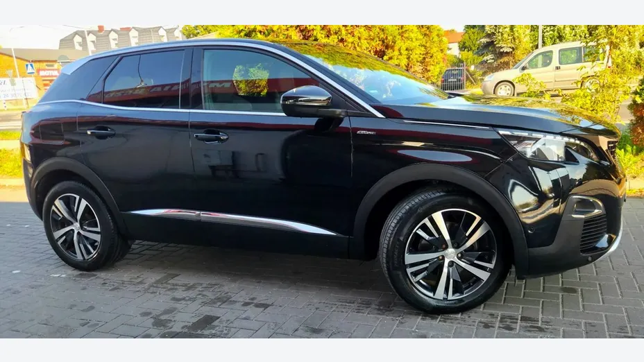 PEUGEOT 3008 -