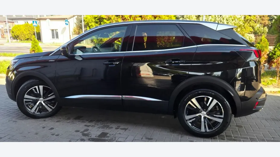 PEUGEOT 3008 -