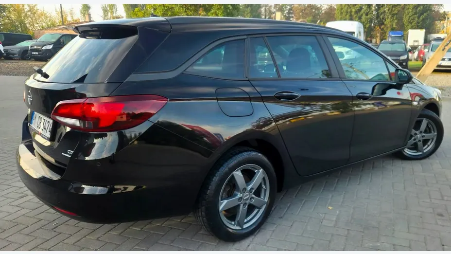 OPEL Astra -