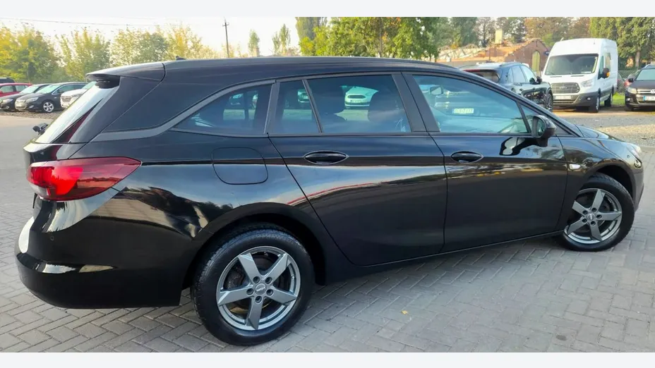 OPEL Astra -