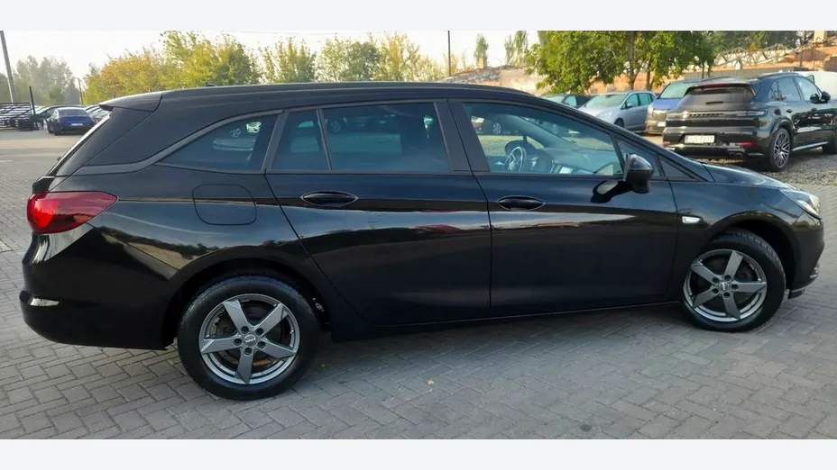 OPEL Astra -