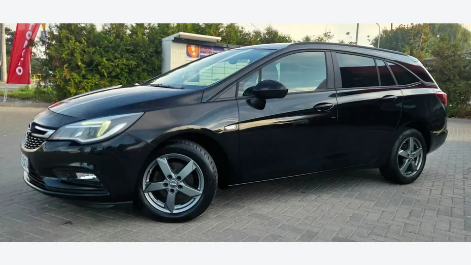 OPEL Astra -