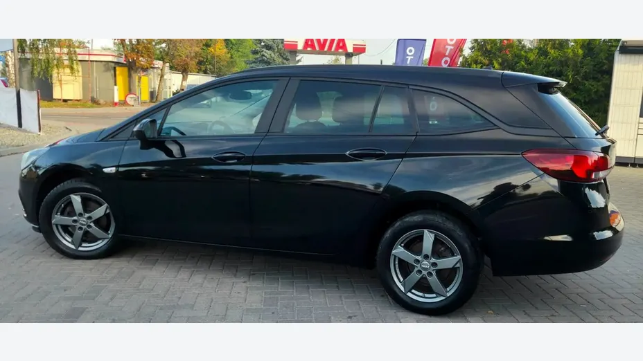 OPEL Astra -