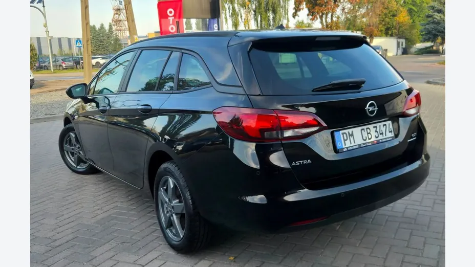 OPEL Astra -
