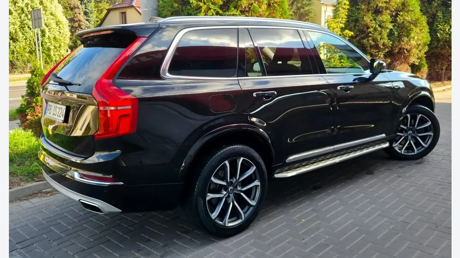 VOLVO XC90 -