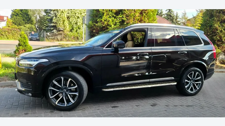 VOLVO XC90 -