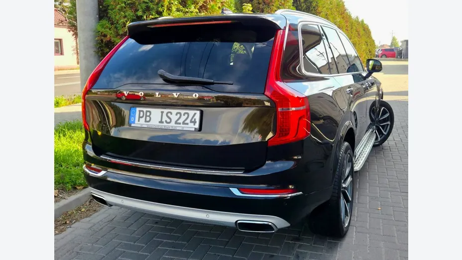 VOLVO XC90 -