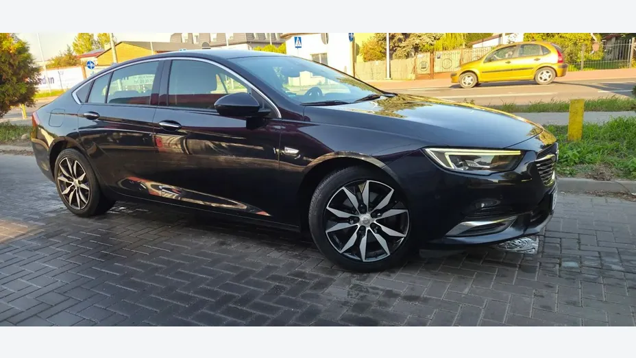 OPEL Insignia -