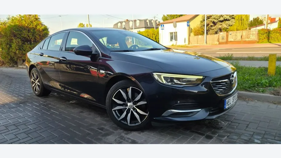 OPEL Insignia -