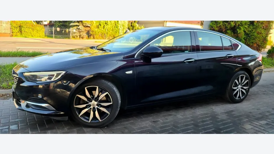OPEL Insignia -