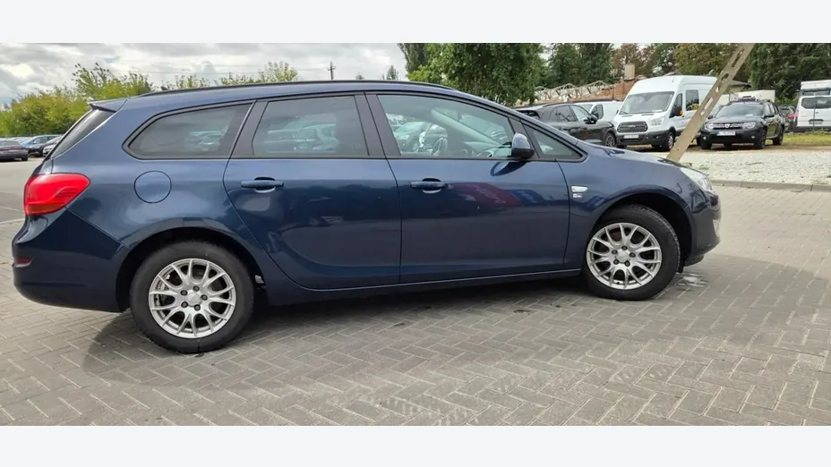 OPEL Astra -