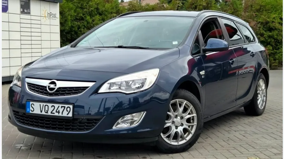 OPEL Astra -