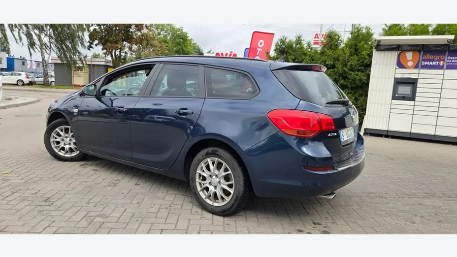 OPEL Astra -