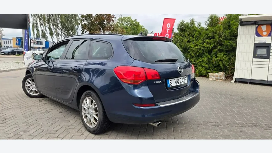 OPEL Astra -