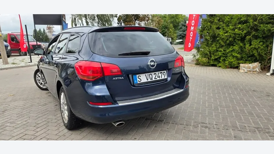 OPEL Astra -
