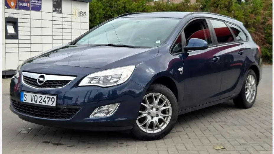 OPEL Astra -