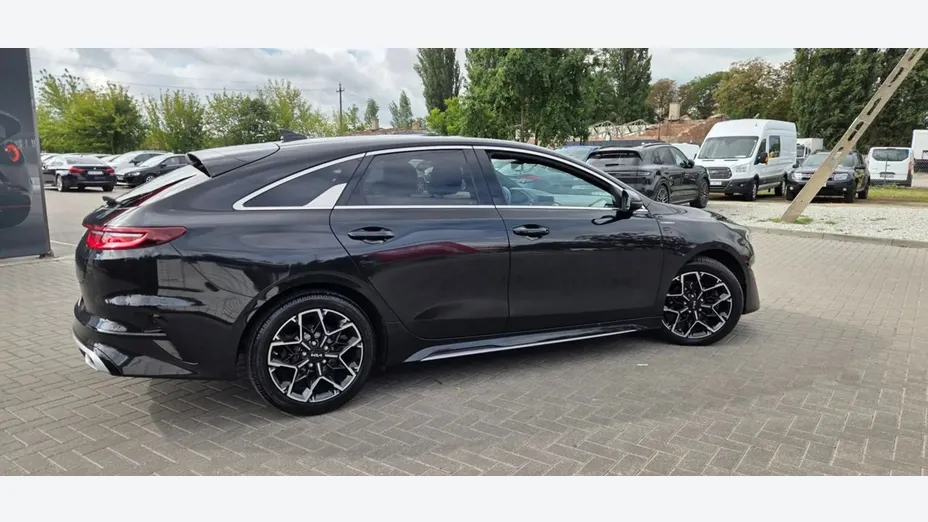 KIA ProCeed -