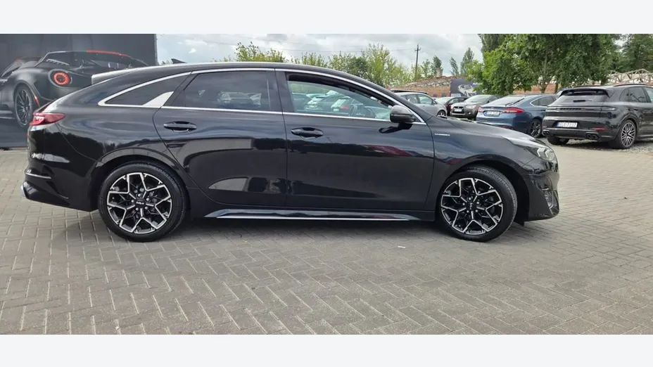 KIA ProCeed -
