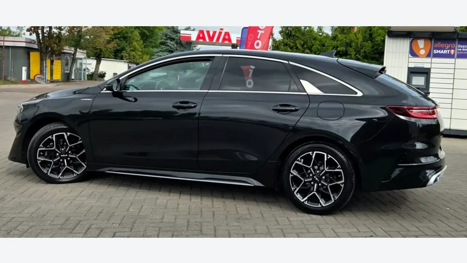 KIA ProCeed -