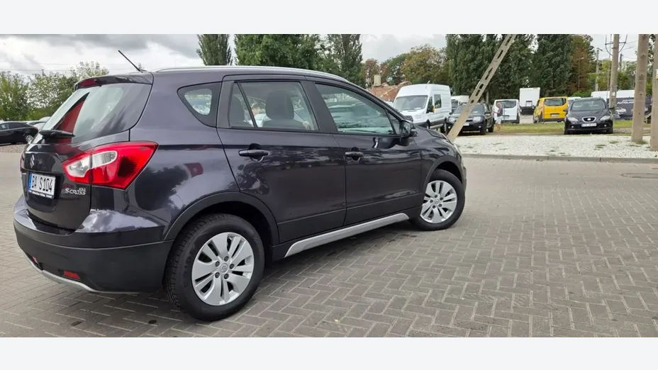 SUZUKI S-Cross -