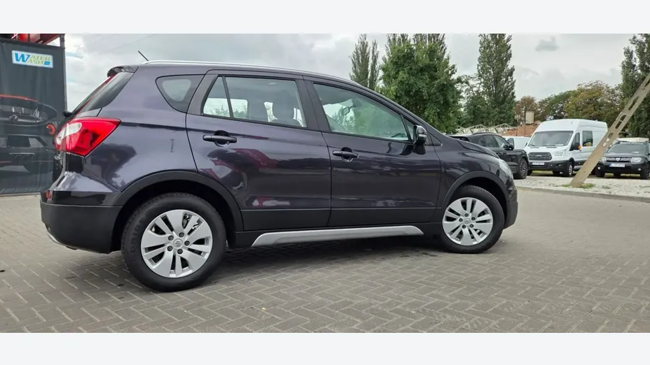 SUZUKI S-Cross -