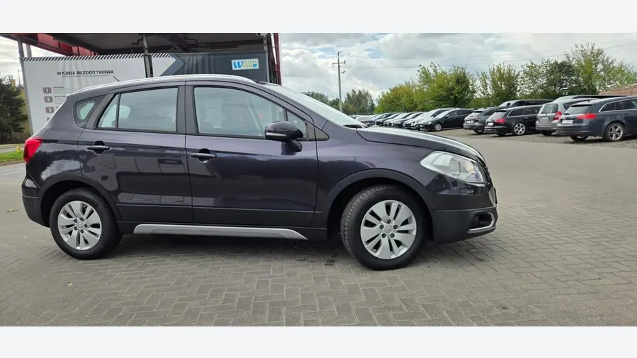 SUZUKI S-Cross -