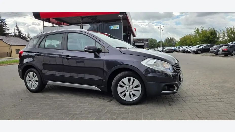 SUZUKI S-Cross -