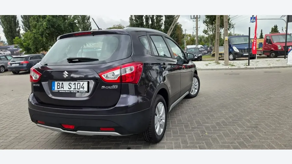 SUZUKI S-Cross -
